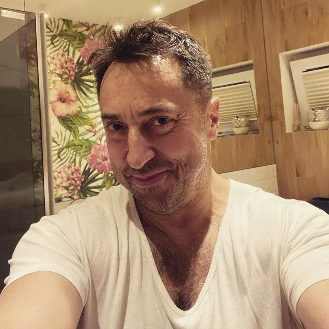 Lider formacji Boys - Marcin Miller z nową fryzurą! Jego mina mówi sama za siebie!

